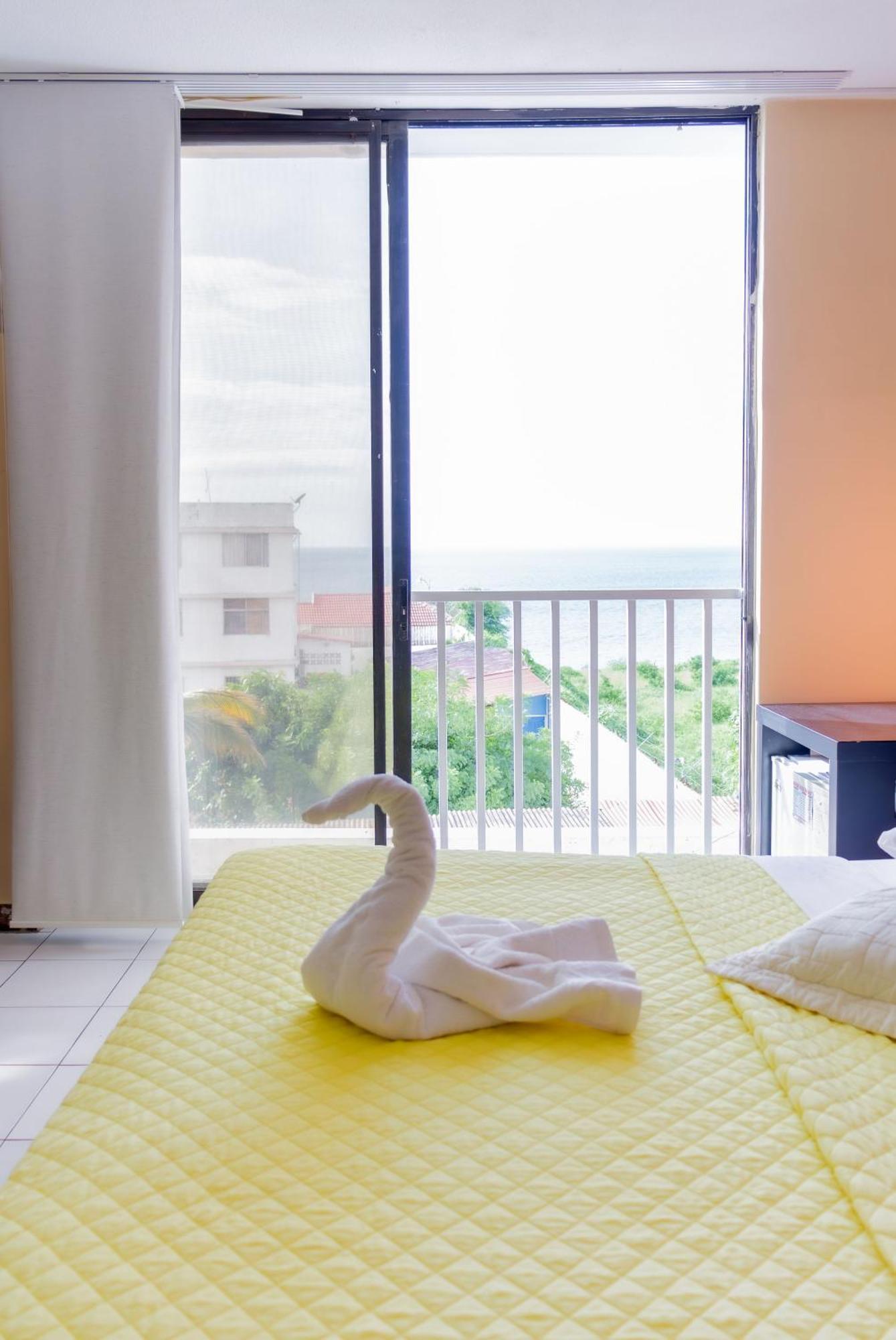 Hostal Antares Manta Exterior foto